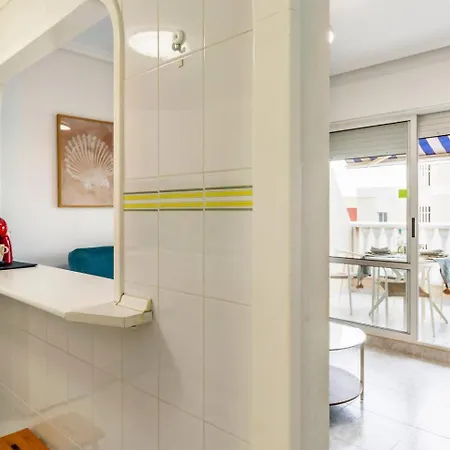 Atico Pink Beachfront شقة تورّيفيِخا