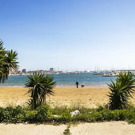 Atico Pink Beachfront Apartament Torrevieja